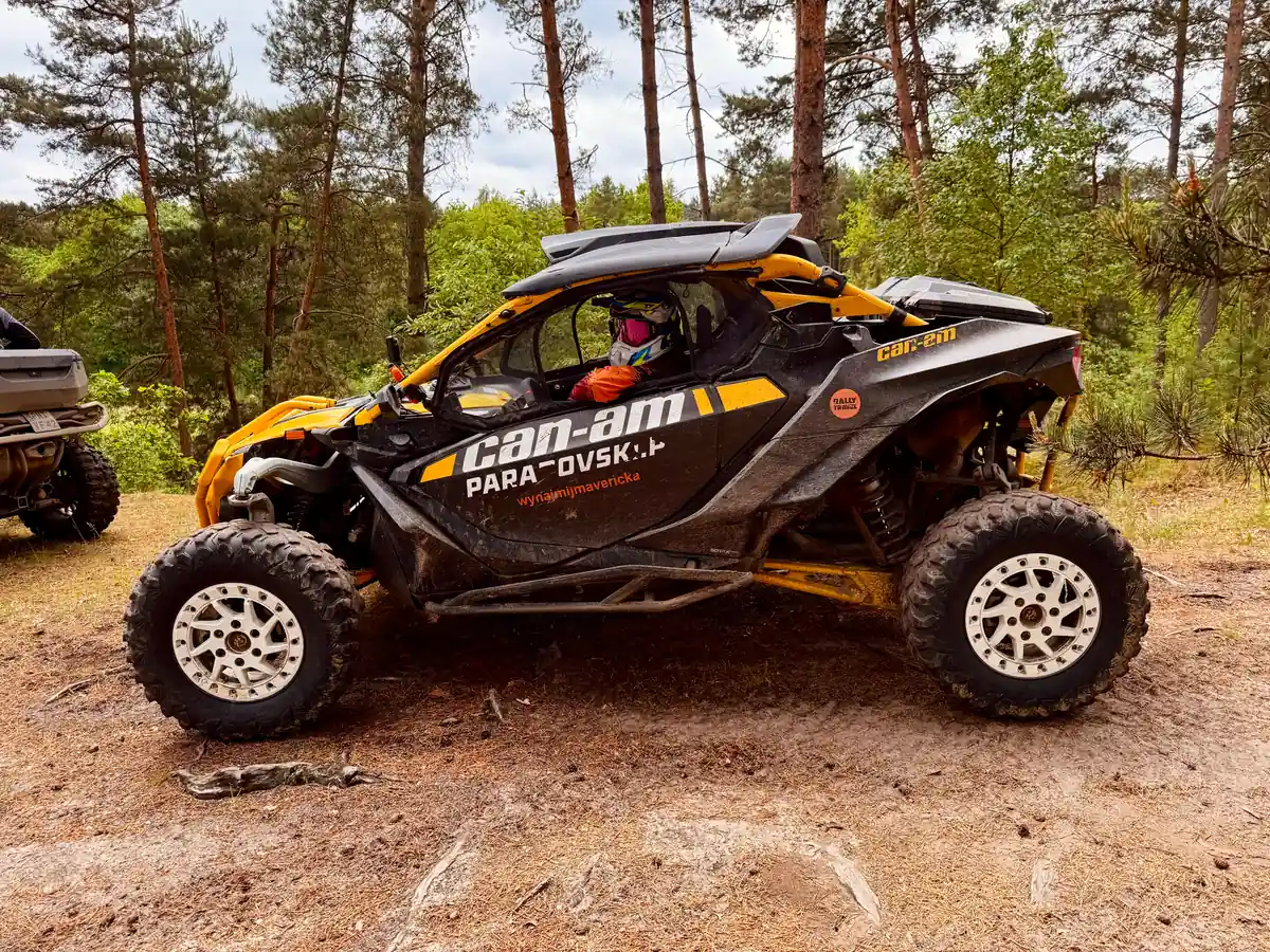 Profil pojazdu Can-Am Maverick R